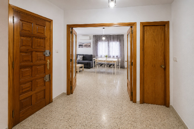 Imagen 9 Inmueble 303850 - Casa en venta en Barberà Del Vallès / Junto renfe y buen acceso a la c-58 y ap-7