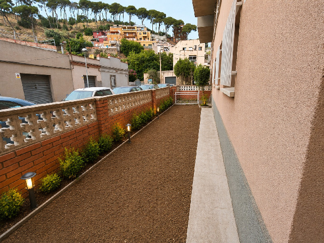 Imagen 2 Inmueble 304213 - Planta Baja en venta en Montcada I Reixac / Planta baja única en Can Sant Joan