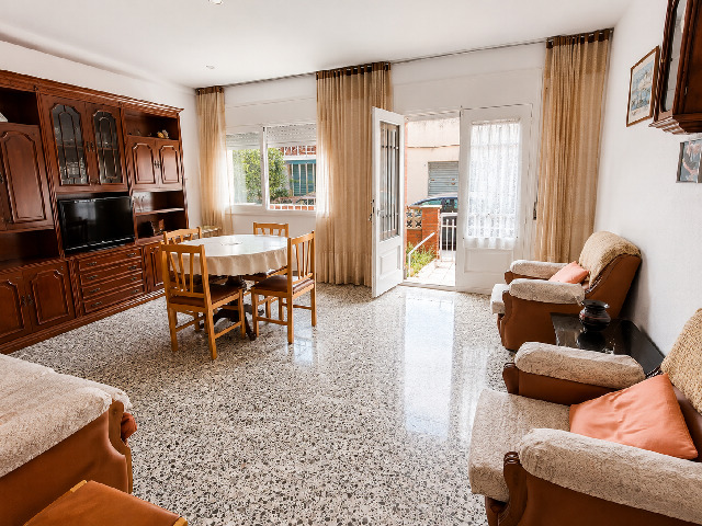 Imagen 3 Inmueble 304213 - Planta Baja en venta en Montcada I Reixac / Planta baja única en Can Sant Joan