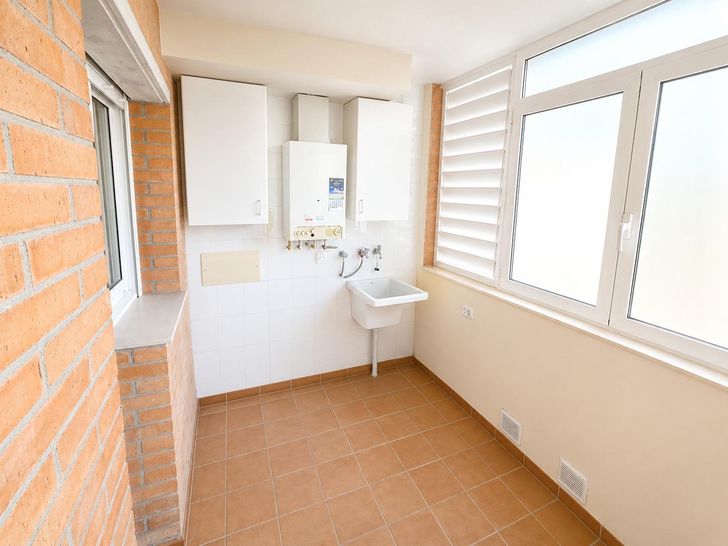 Imagen 12 Casa en venta en Castellar Del Vallès / Zona Eixample - Can Bogunyà, junto Cap