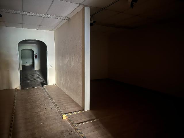Imagen 1 Inmueble 304390 - Local Industrial en venta en Sabadell / A 5 minutos de la Rambla