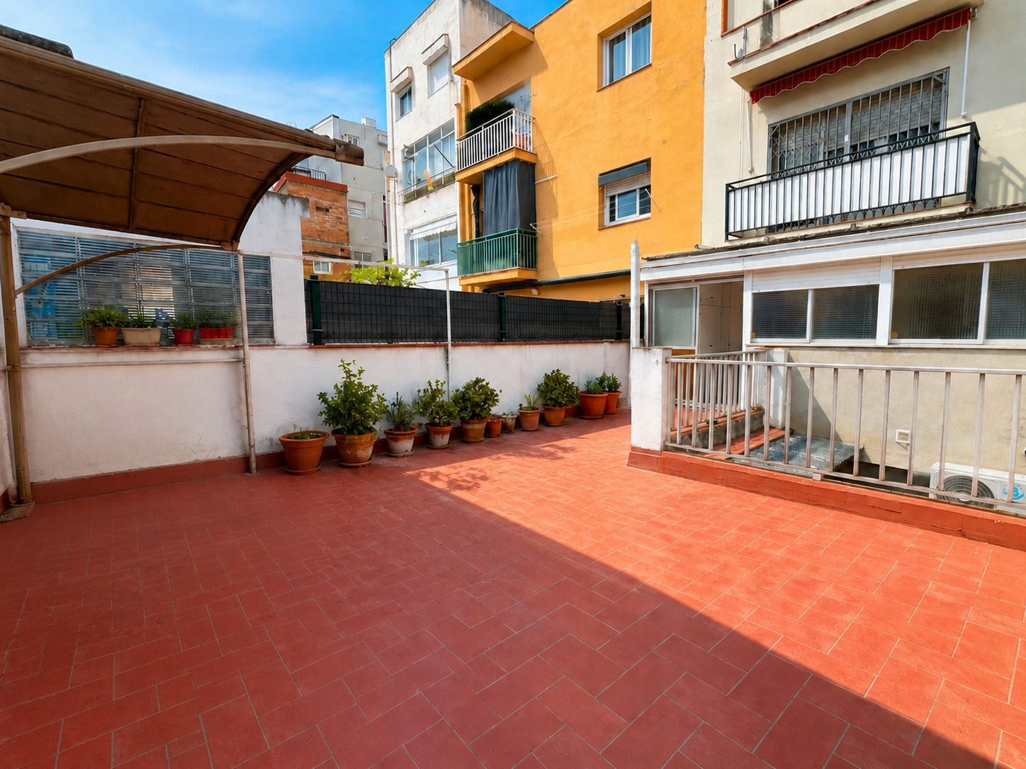 Imagen 1 Piso en venta en Sabadell / Junto Ronda Pau Vila y cerca de todos los servicios.