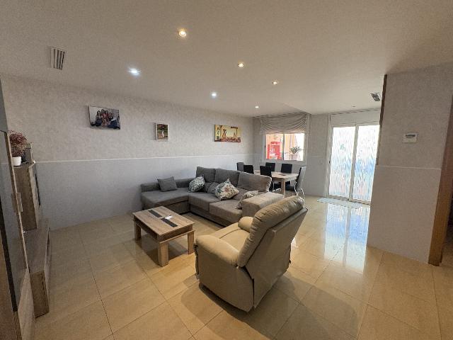 Imagen 8 Inmueble 304696 - Planta Baja en venta en Sabadell / Zona de Poblenou