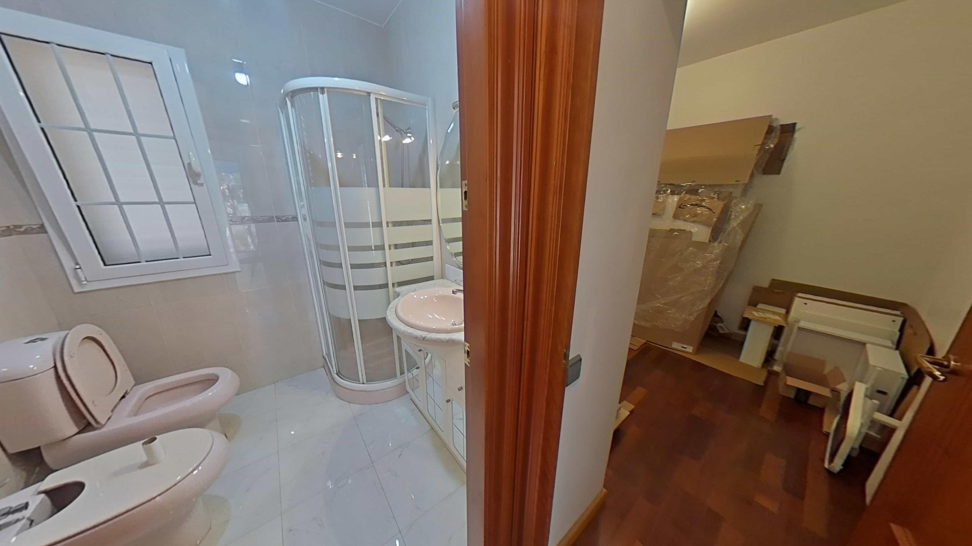 Imagen 18 Casa en venta en Montcada I Reixac / Santa María de Montcada, cerca del parque de Can Olller
