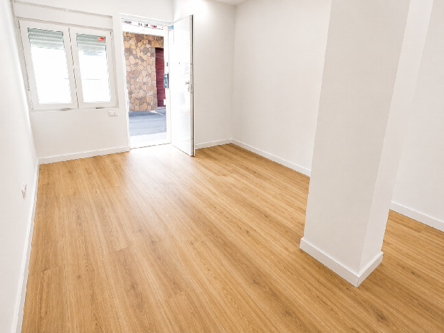Imagen 1 Inmueble 304752 - Planta Baja en venta en Llagosta (La) / Al lado de la emblemática Masía de Can Baqué.