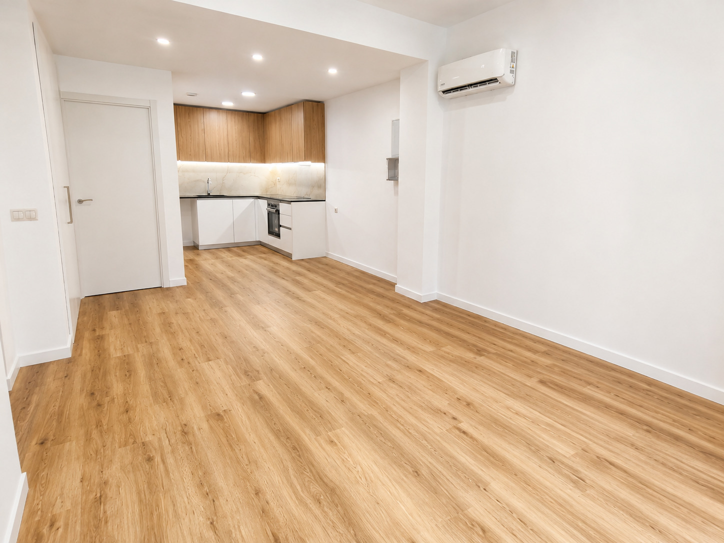 Imagen 1 Planta Baja en venta en Llagosta La / Al lado de la emblemática Masía de Can Baqué.