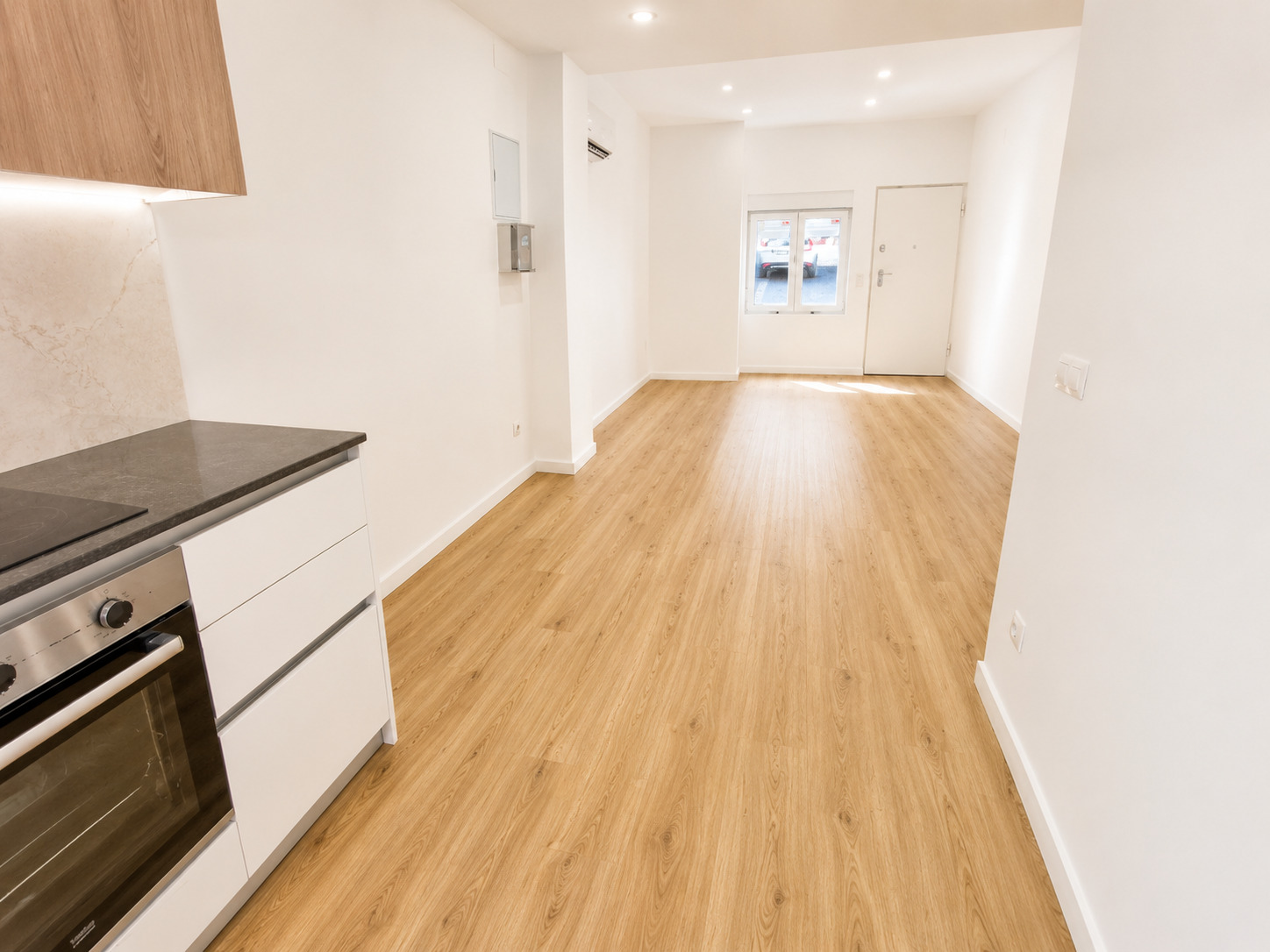 Imagen 3 Planta Baja en venta en Llagosta La / Al lado de la emblemática Masía de Can Baqué.