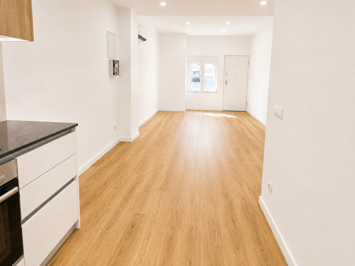 Imagen 10 Planta Baja en venta en Llagosta La / Al lado de la emblemática Masía de Can Baqué.