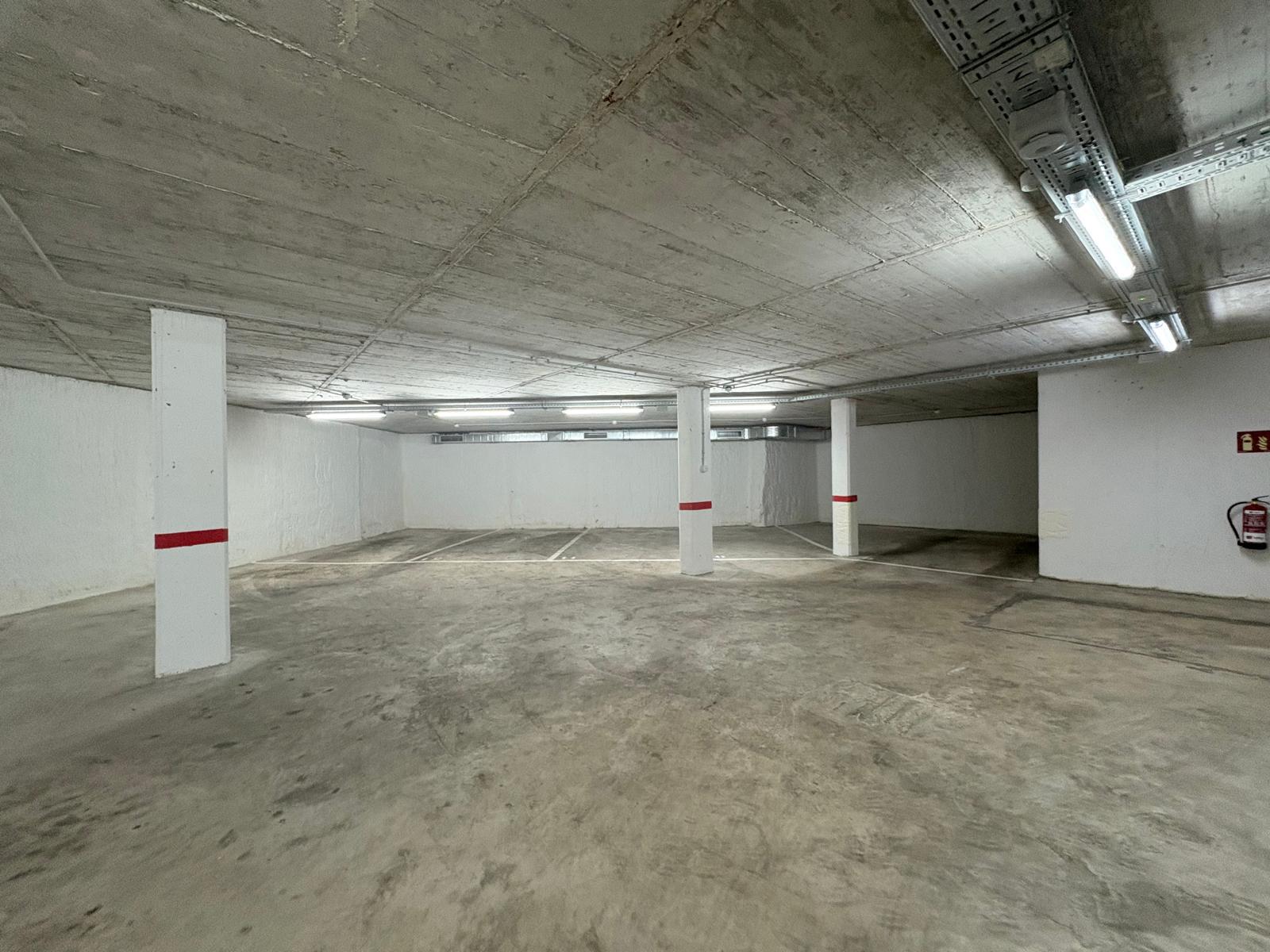 Imagen 7 Parking Coche en venta en Sabadell / Junto Parc Catalunya
