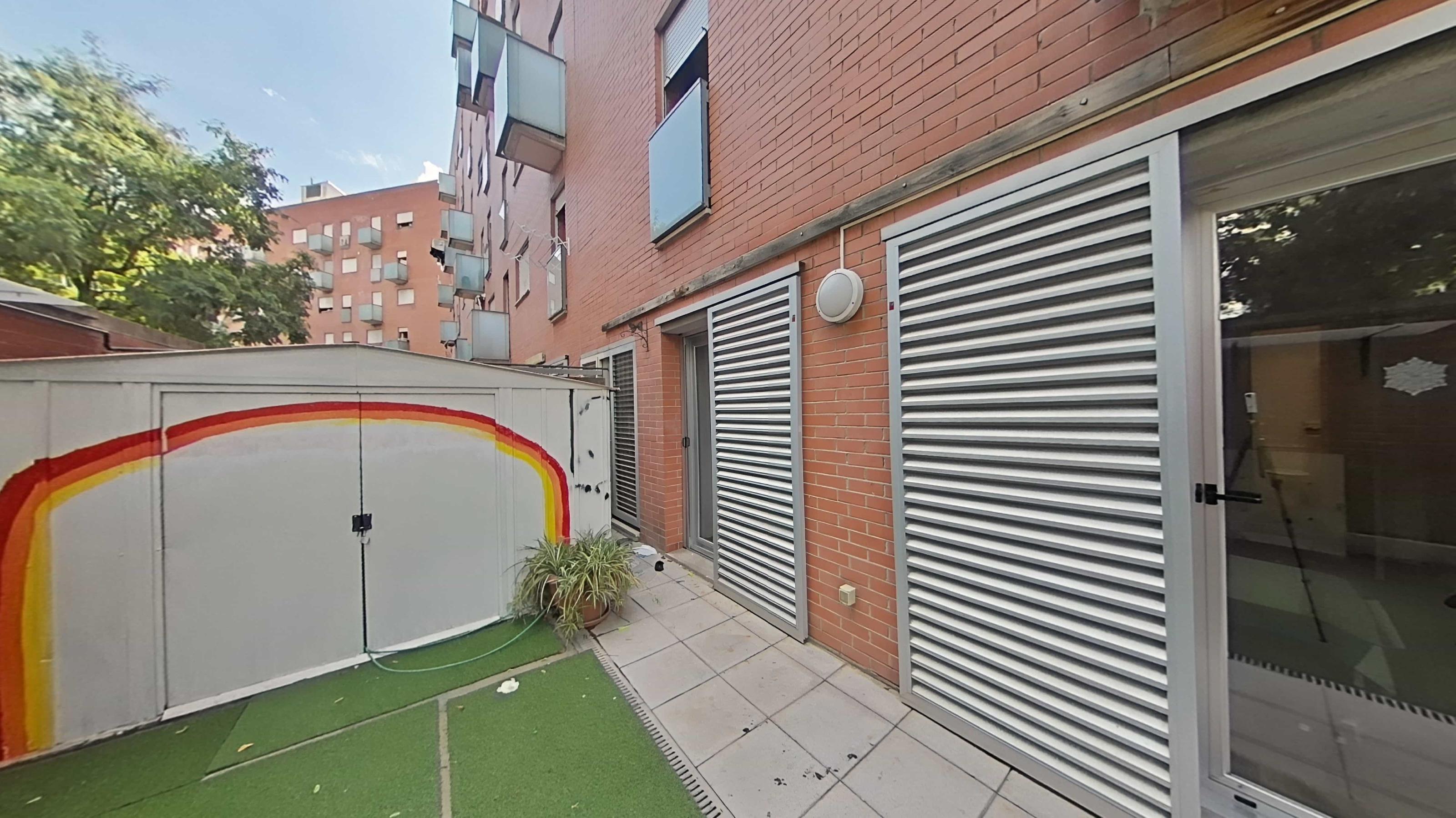 Imagen 42 Planta Baja en venta en Sabadell / Junto centro cívico de Can Puiggener