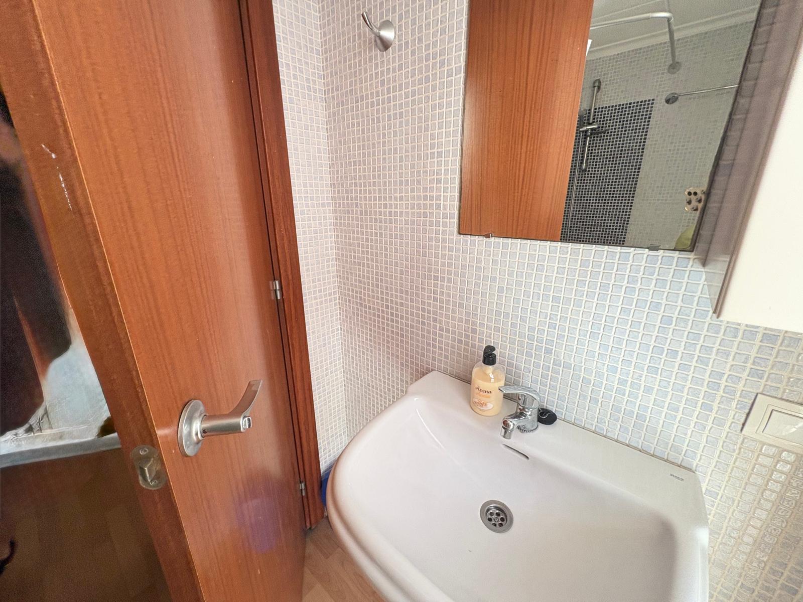 Imagen 8 Piso en venta en Sabadell / Junto a Ronda Collsalarca