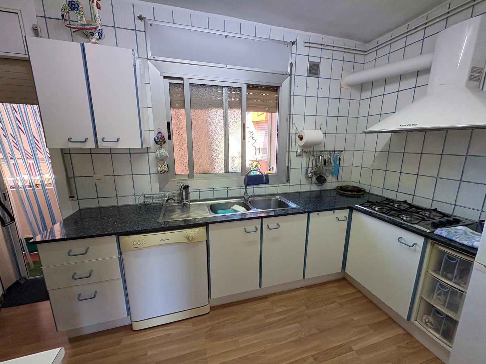 Imagen 3 Piso en venta en Santa Perpètua De Mogoda / La Florida, a unos pasos de la Estación de Renfe