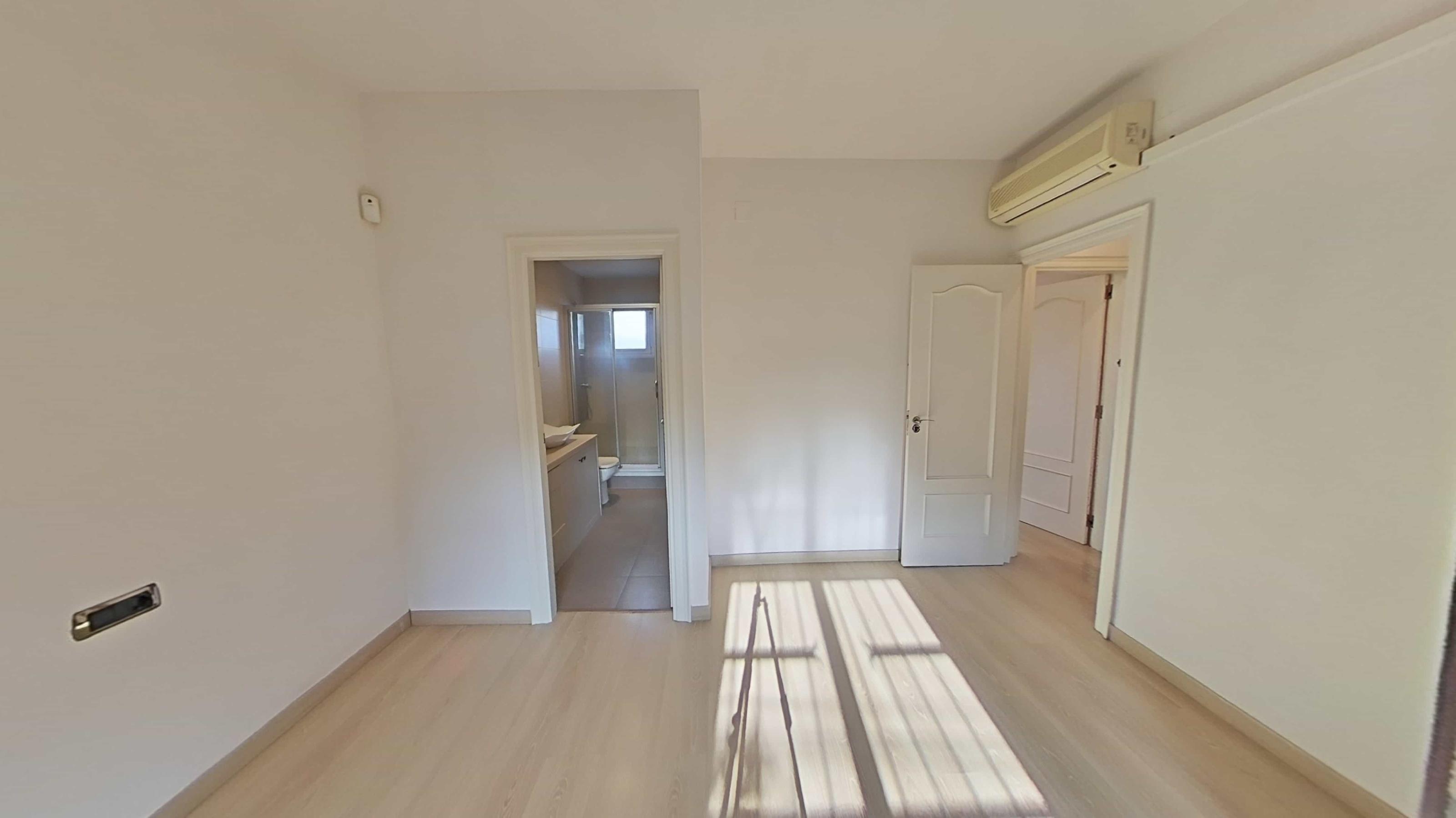 Imagen 16 Planta Baja en venta en Barberà Del Vallès / Ca n esteper-can gorgs