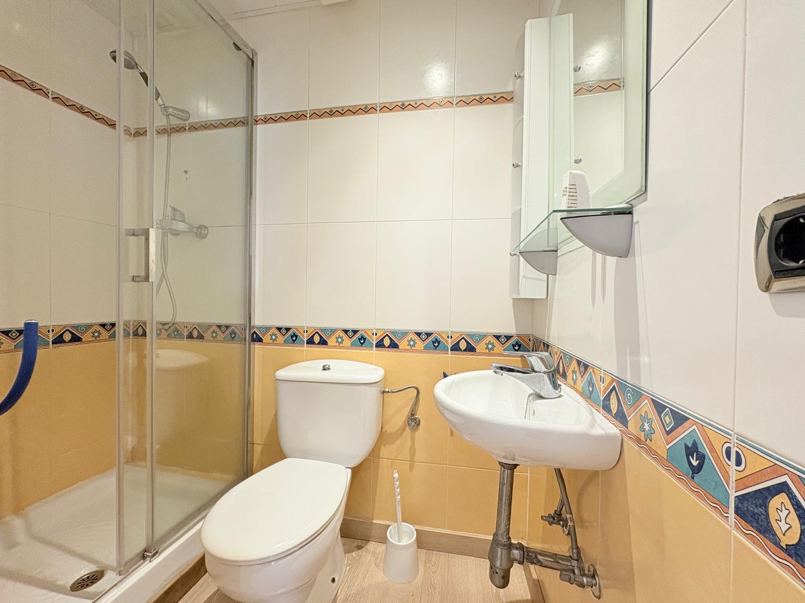 Imagen 32 Planta Baja en venta en Barberà Del Vallès / Ca n esteper-can gorgs