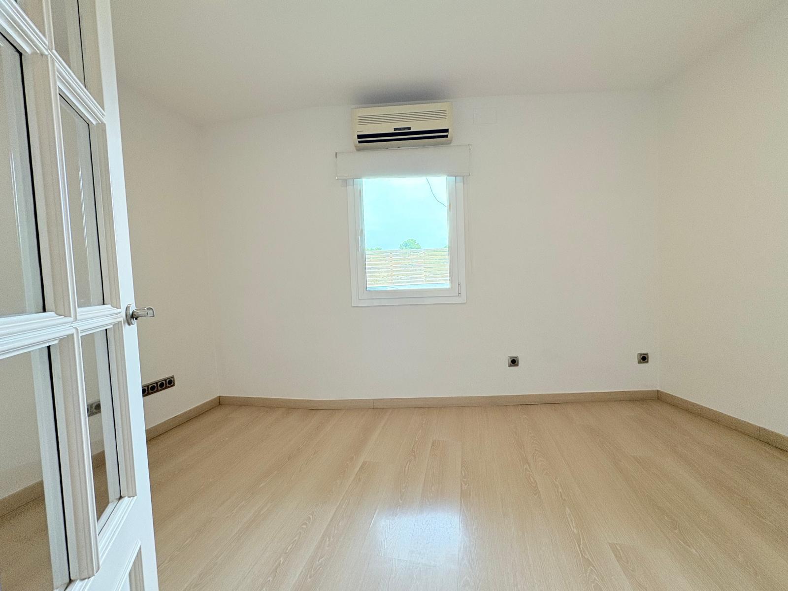 Imagen 33 Planta Baja en venta en Barberà Del Vallès / Ca n esteper-can gorgs