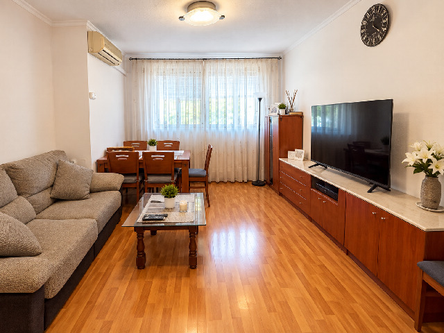 Imagen 3 Inmueble 305818 - Piso en venta en Badia Del Vallès / Junto Avenida Cantabrico