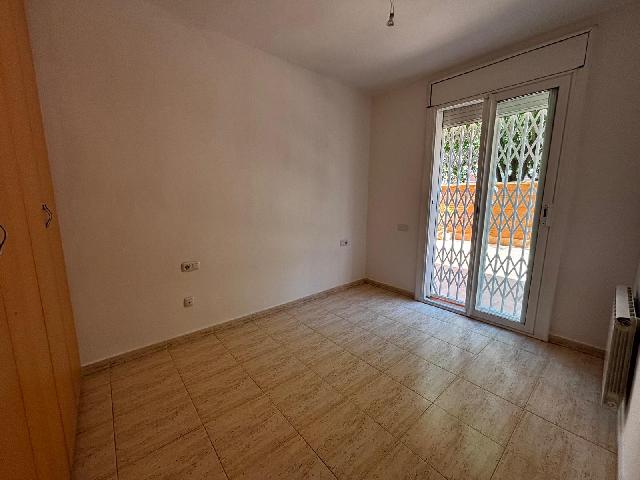 Imagen 14 Inmueble 305975 - Piso en venta en Barberà Del Vallès / Zona Can Serra, cerca de todos los servicios