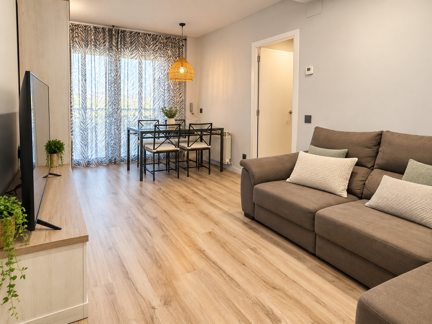 Imagen 1 Piso en venta en Sabadell / Al lado del Mercadona de la Carretera de Terrrassa