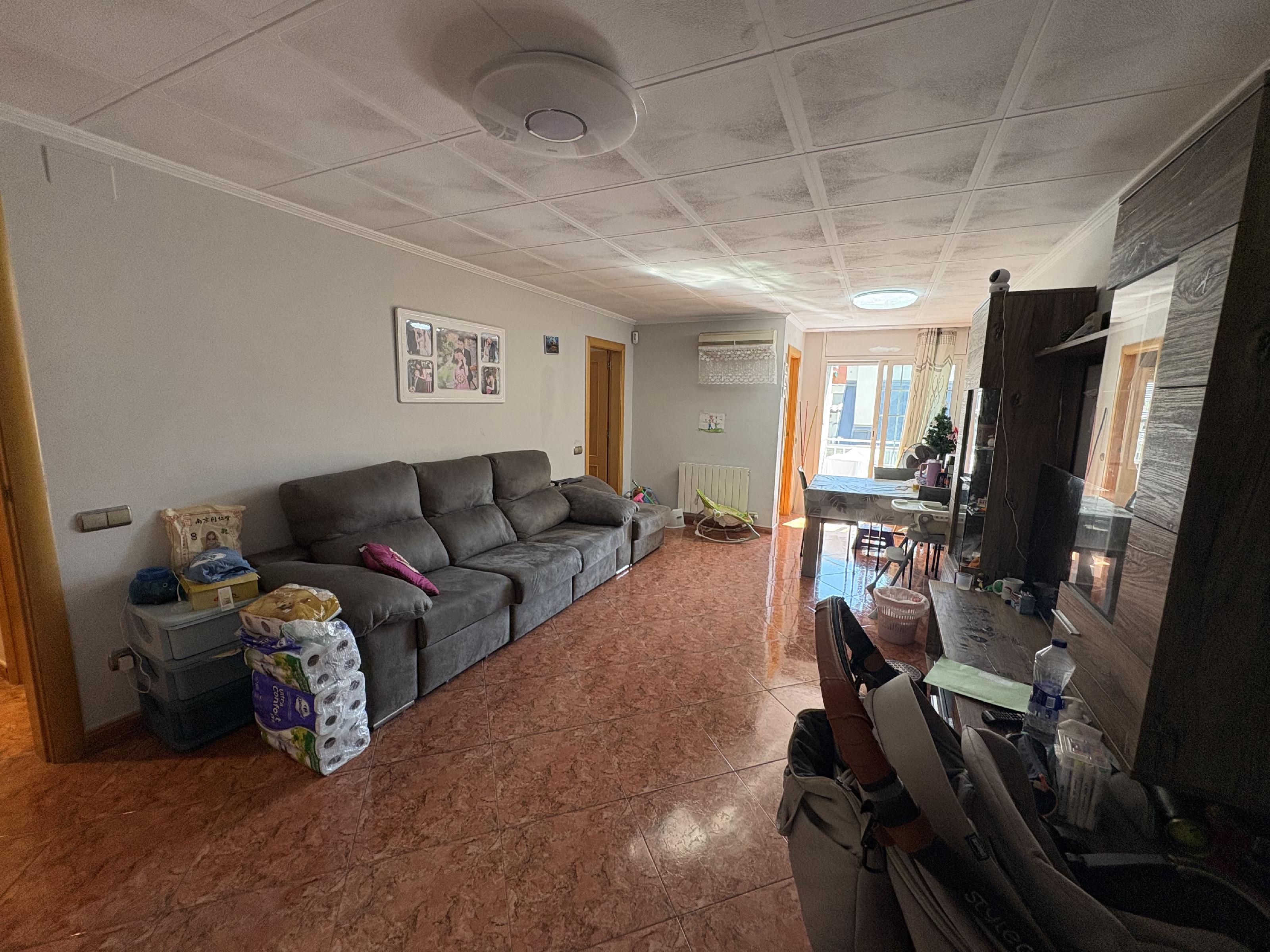 Imagen 6 Piso en venta en Barberà Del Vallès / A dos minutos del Ayuntamiento de Barbera del Vallès