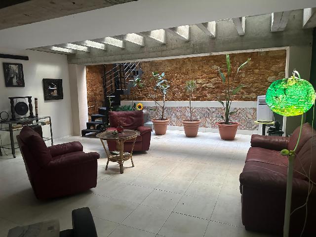 Imagen 1 Inmueble 291837 - Planta Baja en venta en Barcelona / Calle Canalejas (junto el Mercado de Sant Medi) Imagen 1 Inmueble 291837 - Planta Baja en venta en Barcelona / Calle Canalejas (junto el Mercado de Sant Medi)