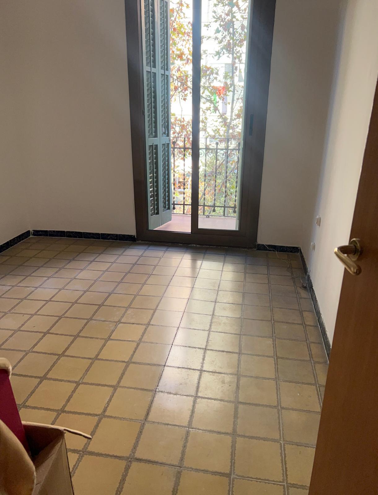 Imagen 2 Piso en venta en Barcelona / Lepant - Provença