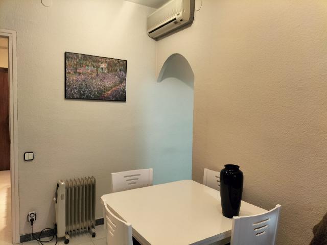 Imagen 2 Inmueble 298261 - Piso en venta en Barcelona / Novell - Joan Güell