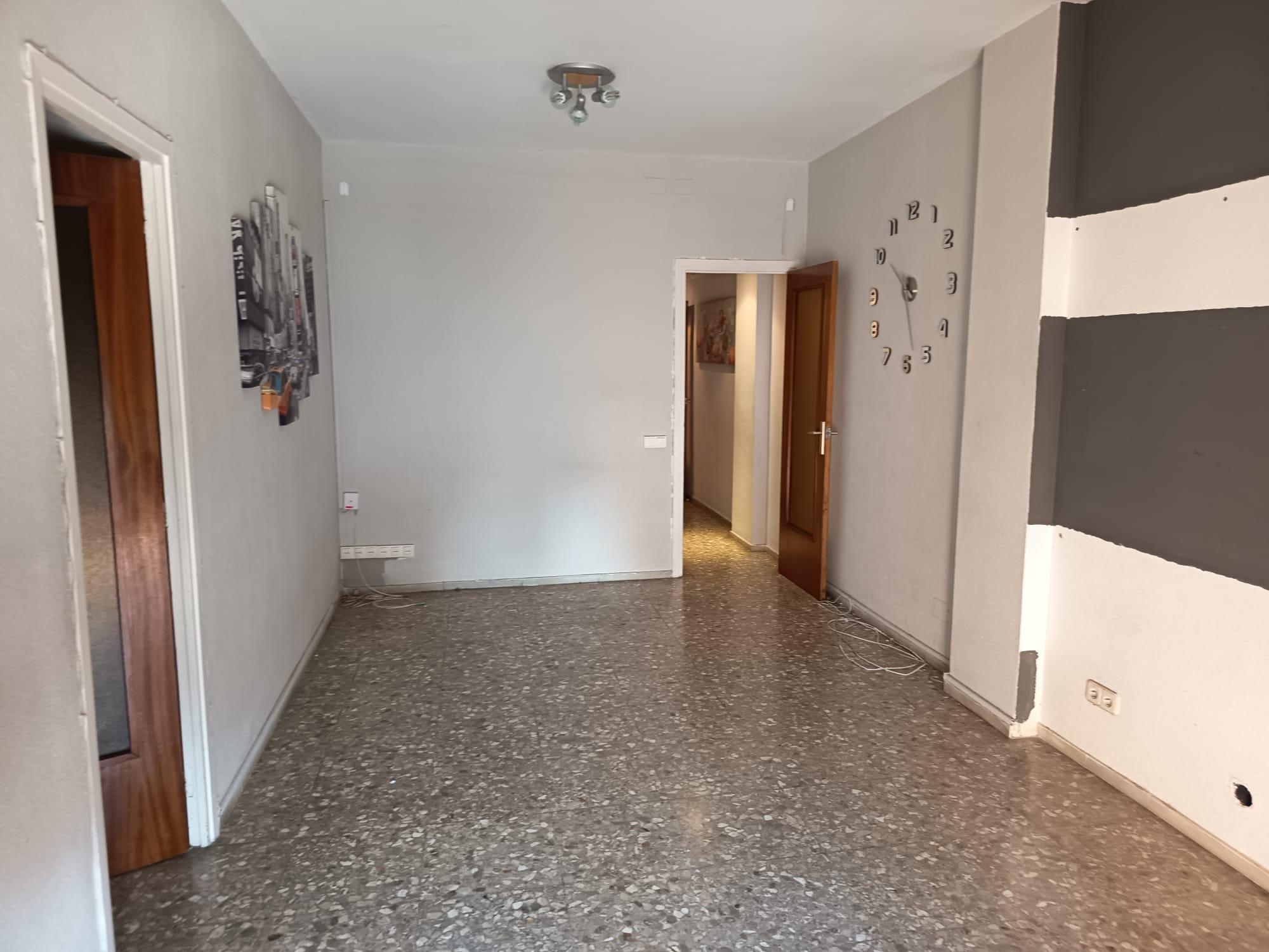Imagen 3 Piso en venta en Barcelona / Sant Antoni María Claret - Dos de Maig