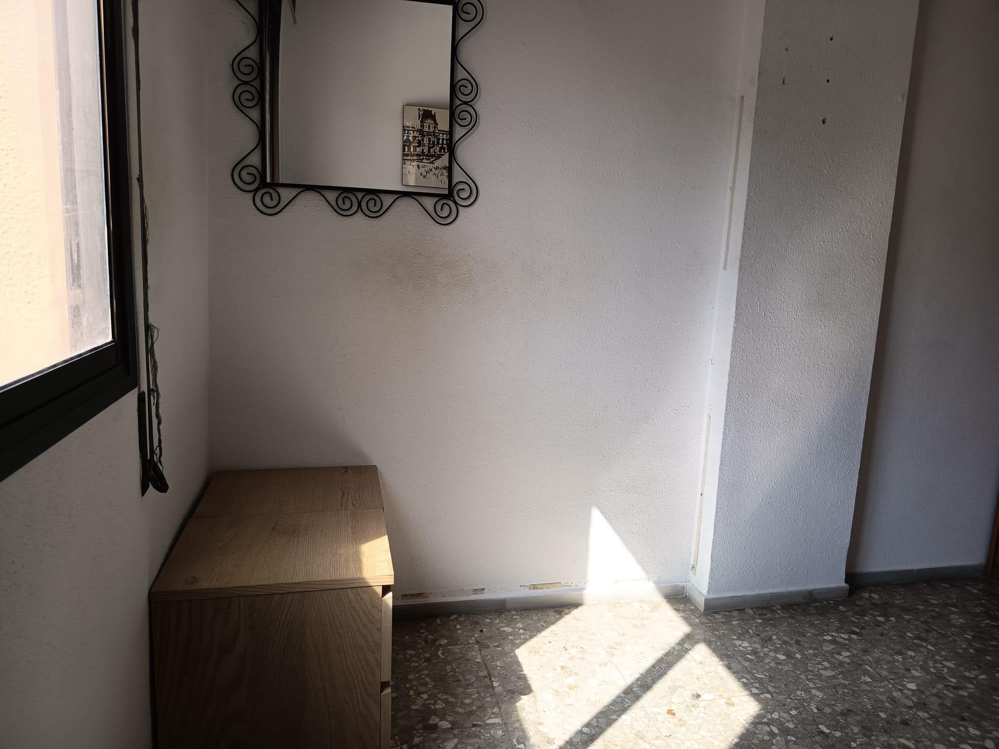 Imagen 8 Piso en venta en Barcelona / Sant Antoni María Claret - Dos de Maig