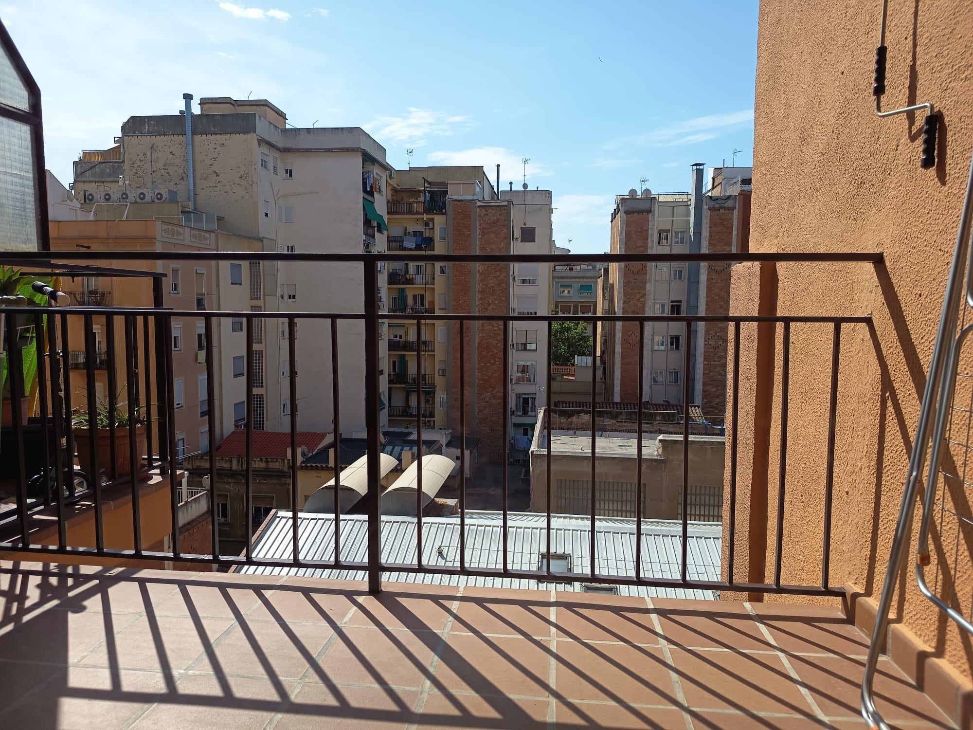 Imagen 1 Piso en venta en Barcelona / Sant Antoni María Claret - Dos de Maig