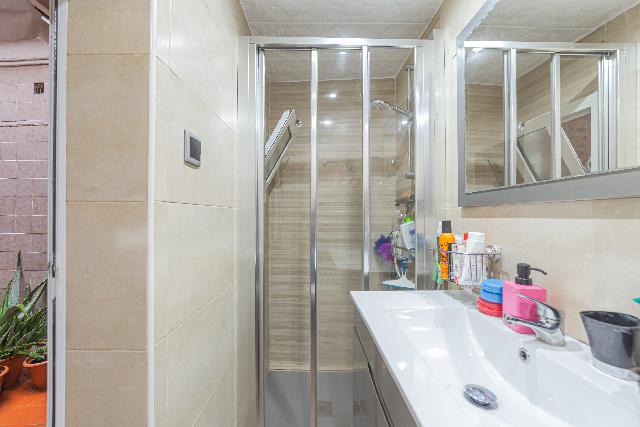 Imagen 7 Inmueble 299166 - Casa en venta en Barcelona / Alavarado frente metro L3 Roquetes