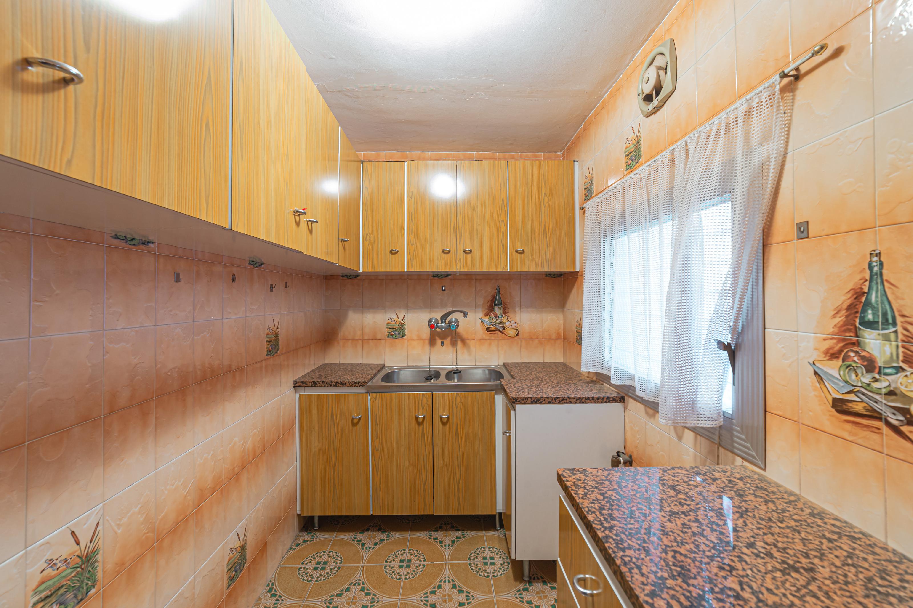 Imagen 14 Casa en venta en Barcelona / Alavarado frente metro L3 Roquetes