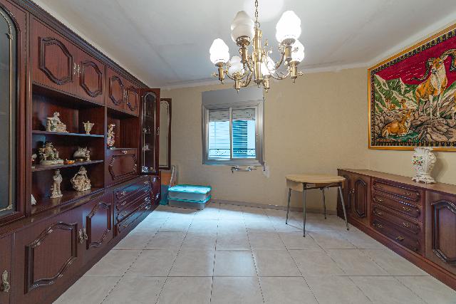 Imagen 10 Inmueble 299166 - Casa en venta en Barcelona / Alavarado frente metro L3 Roquetes