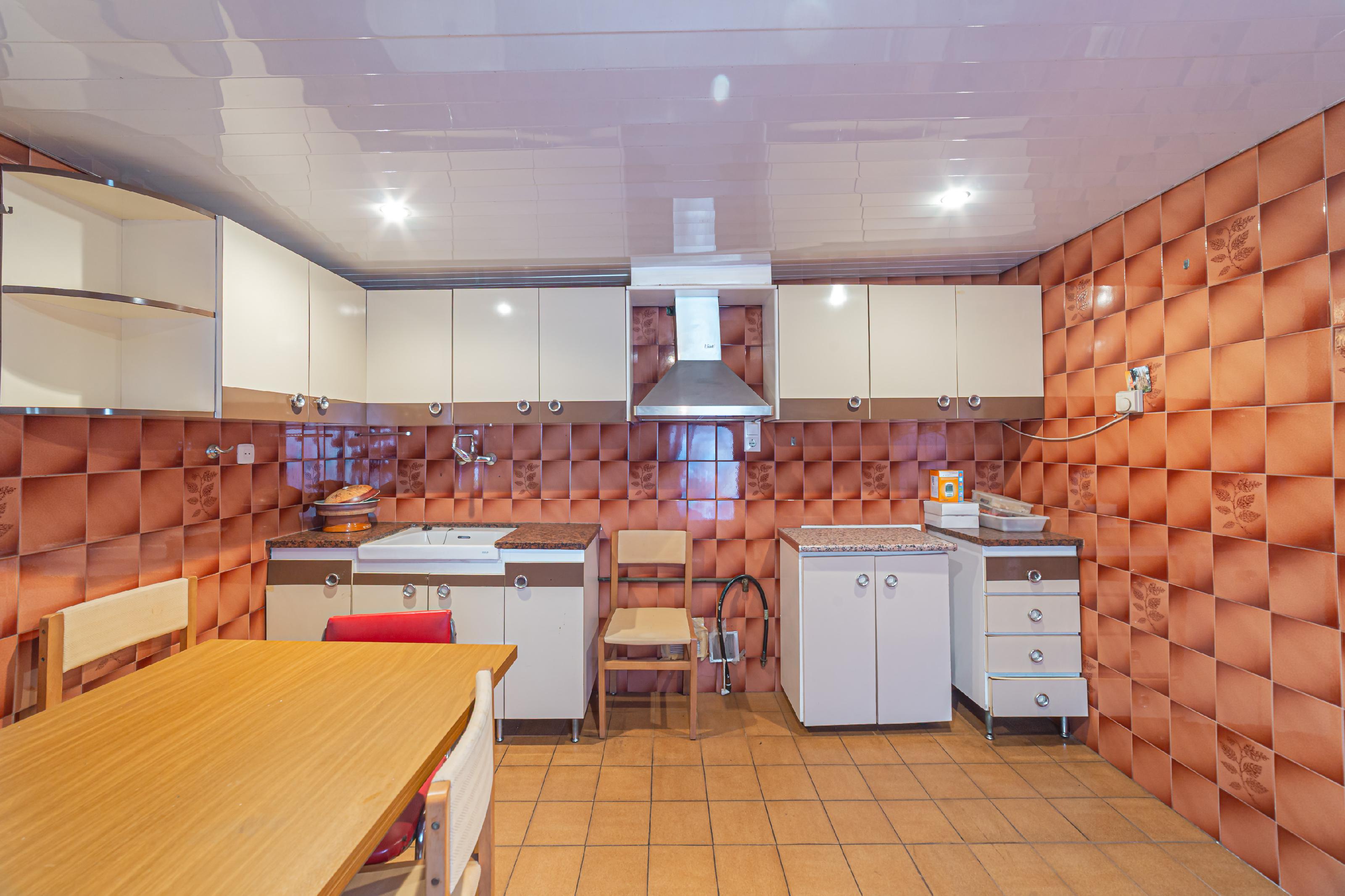 Imagen 11 Casa en venta en Barcelona / Alavarado frente metro L3 Roquetes