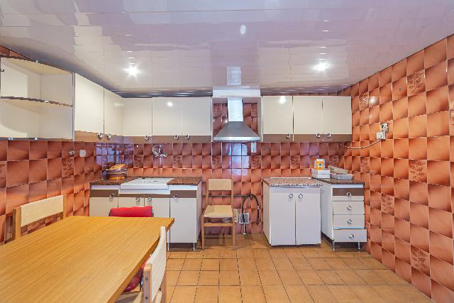 Imagen 11 Inmueble 299166 - Casa en venta en Barcelona / Alavarado frente metro L3 Roquetes