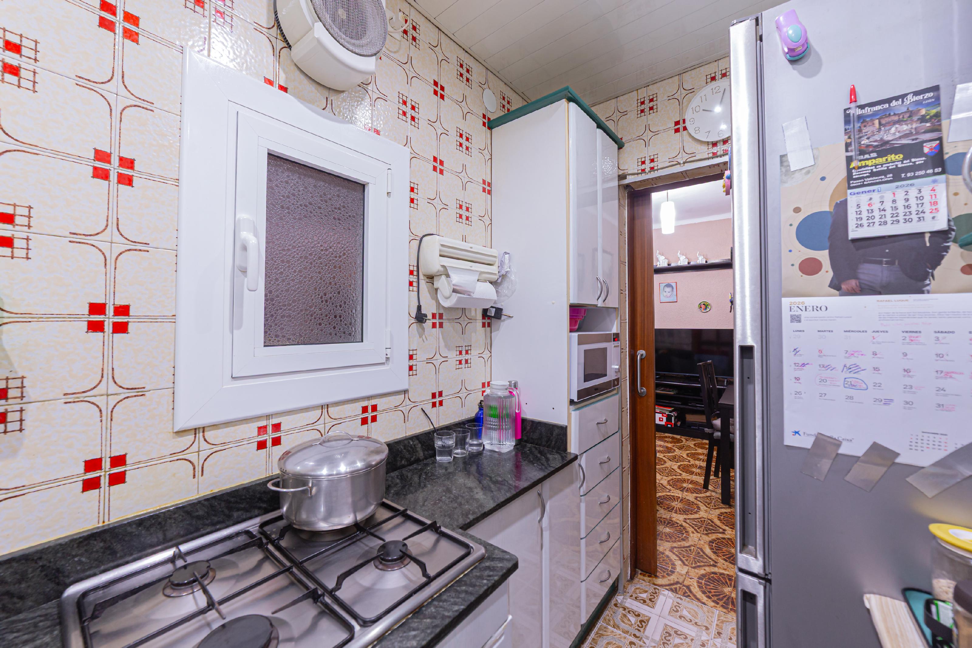 Imagen 13 Casa en venta en Barcelona / Alavarado frente metro L3 Roquetes