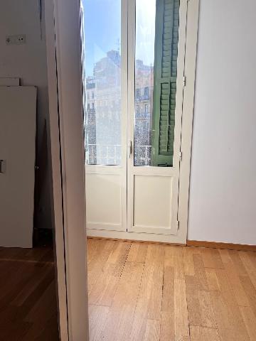Imagen 4 Inmueble 299414 - Piso en venta en Barcelona / Aribau - València 