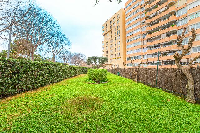 Imagen 35 Inmueble 299547 - Piso en venta en Barcelona / Av. Xile - Club Esportiu Laietà