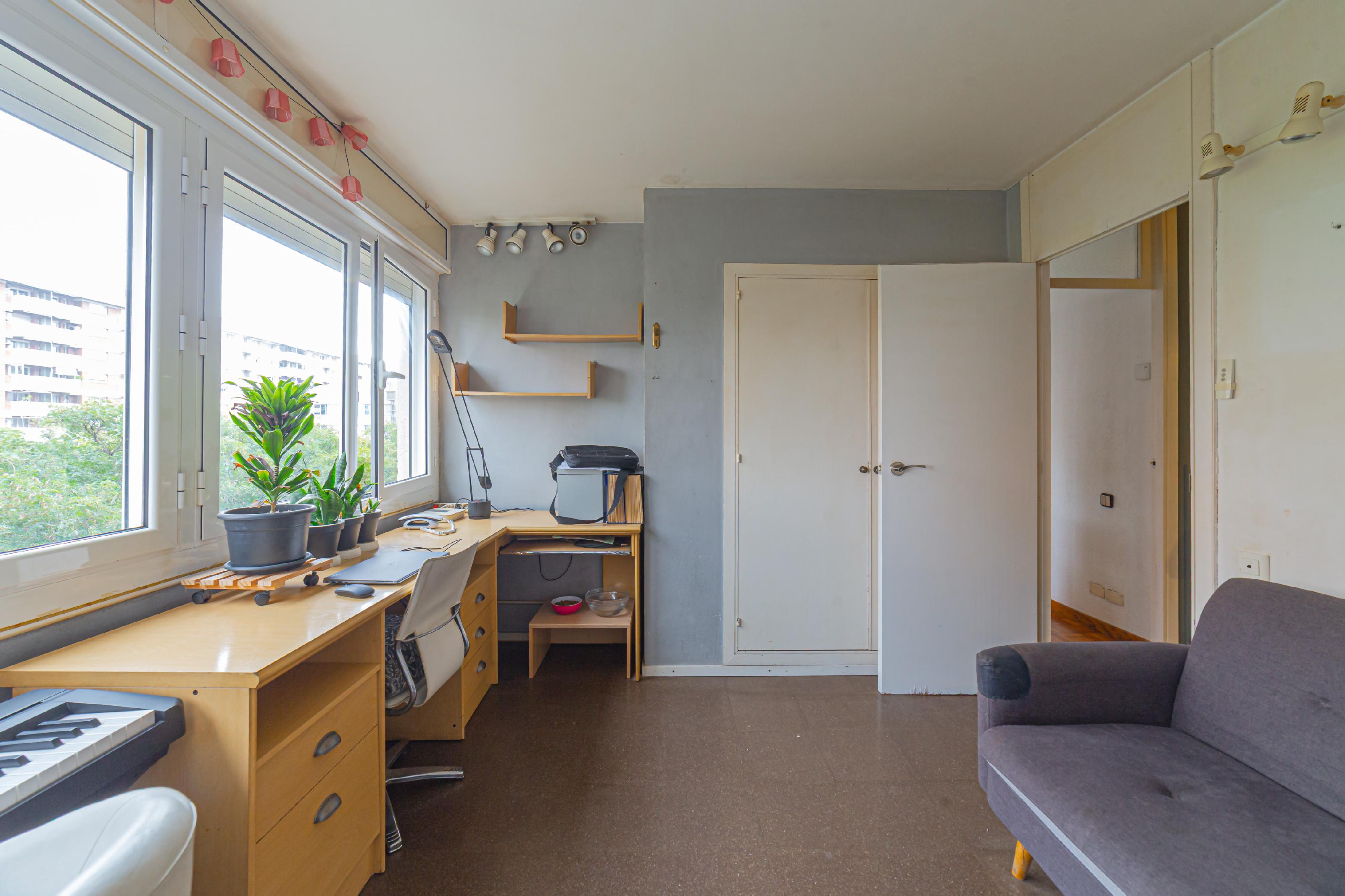 Imagen 14 Piso en venta en Barcelona / Av. Xile - Club Esportiu Laietà