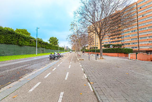 Imagen 40 Inmueble 299547 - Piso en venta en Barcelona / Av. Xile - Club Esportiu Laietà