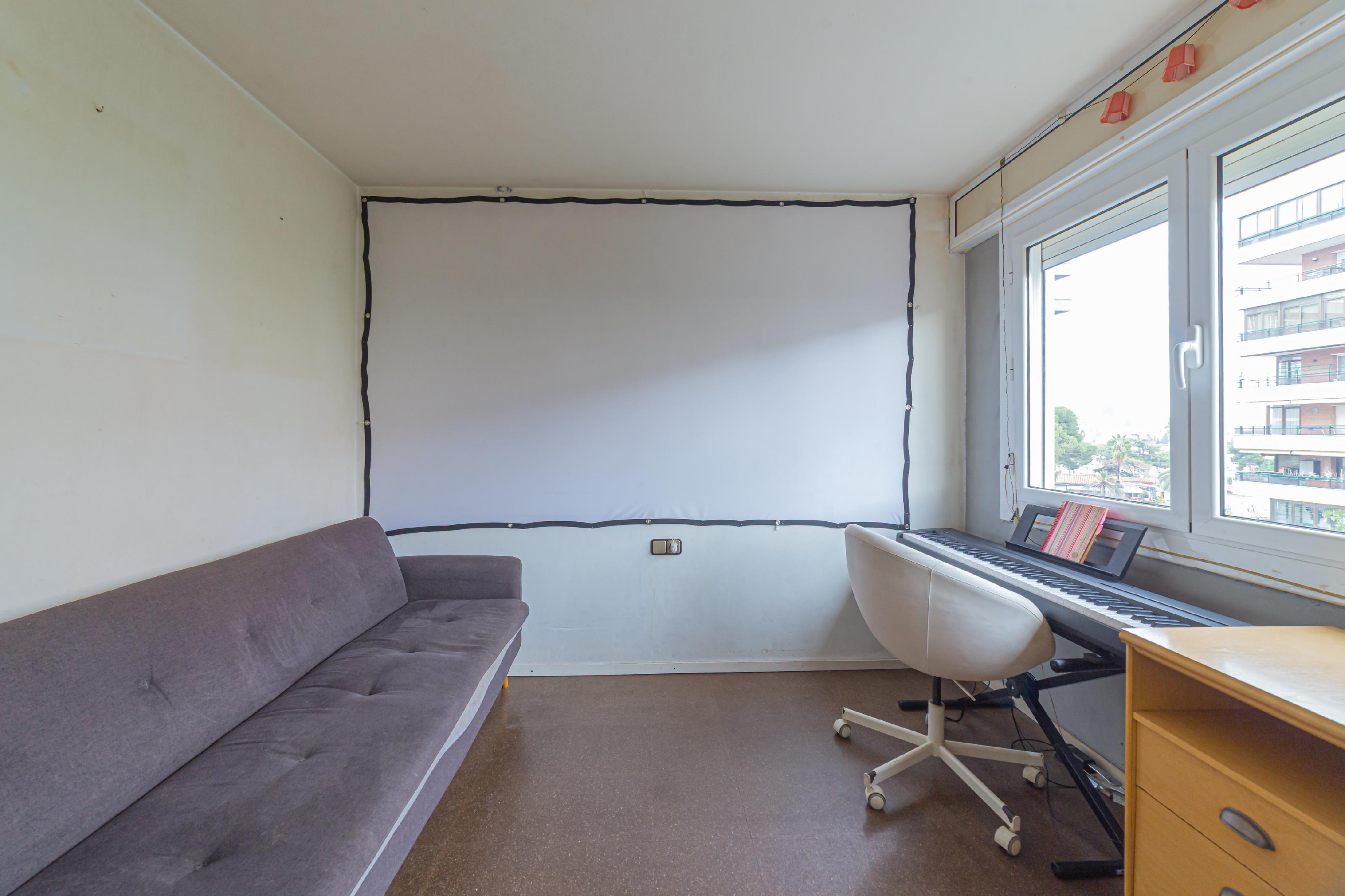 Imagen 12 Piso en venta en Barcelona / Av. Xile - Club Esportiu Laietà