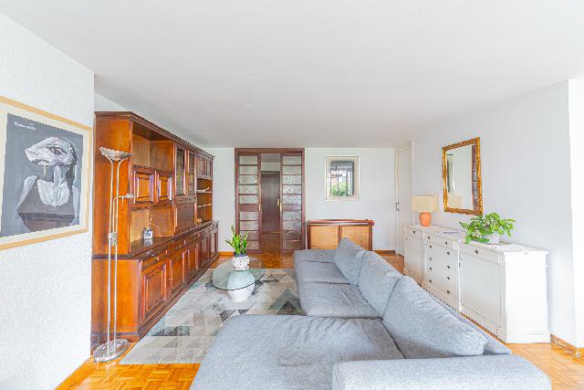 Imagen 18 Inmueble 299547 - Piso en venta en Barcelona / Av. Xile - Club Esportiu Laietà