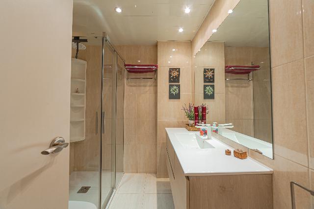 Imagen 5 Inmueble 299547 - Piso en venta en Barcelona / Av. Xile - Club Esportiu Laietà