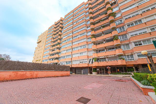 Imagen 39 Inmueble 299547 - Piso en venta en Barcelona / Av. Xile - Club Esportiu Laietà