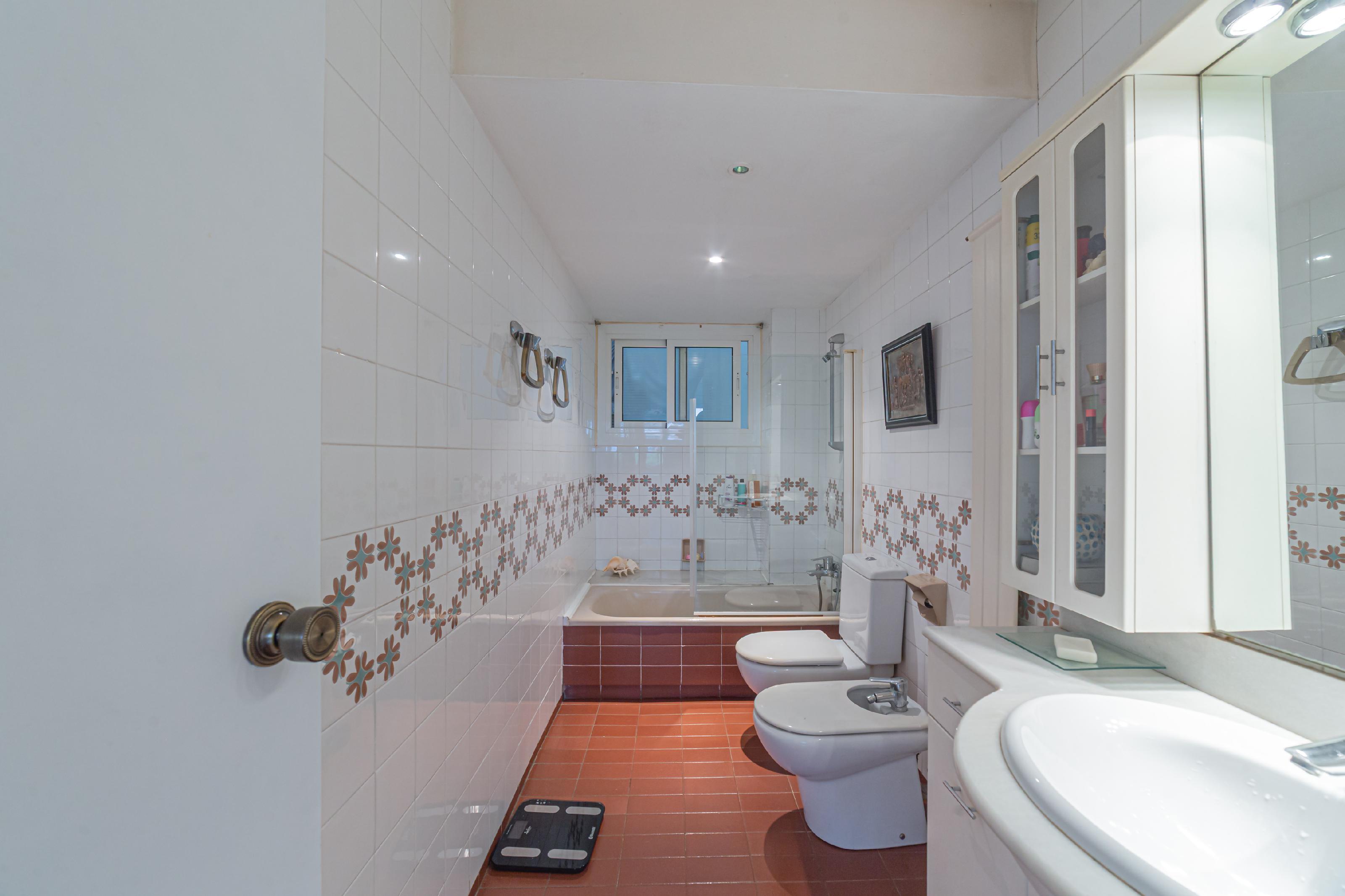 Imagen 27 Piso en venta en Barcelona / Av. Xile - Club Esportiu Laietà