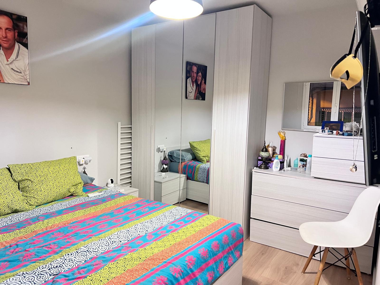 Imagen 2 Piso en venta en Barcelona / Pare Rodés - Via Julia 