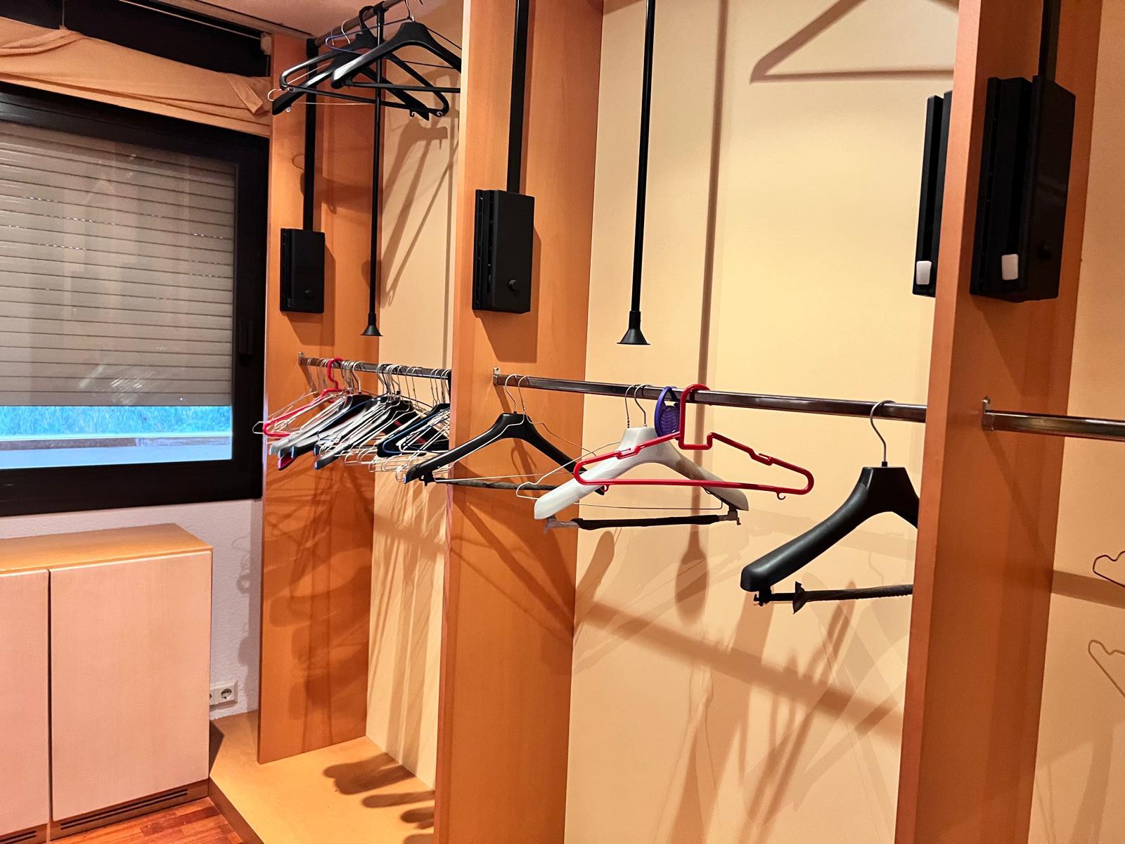 Imagen 9 Piso en venta en Barcelona / Junto Vall d, Hebron 