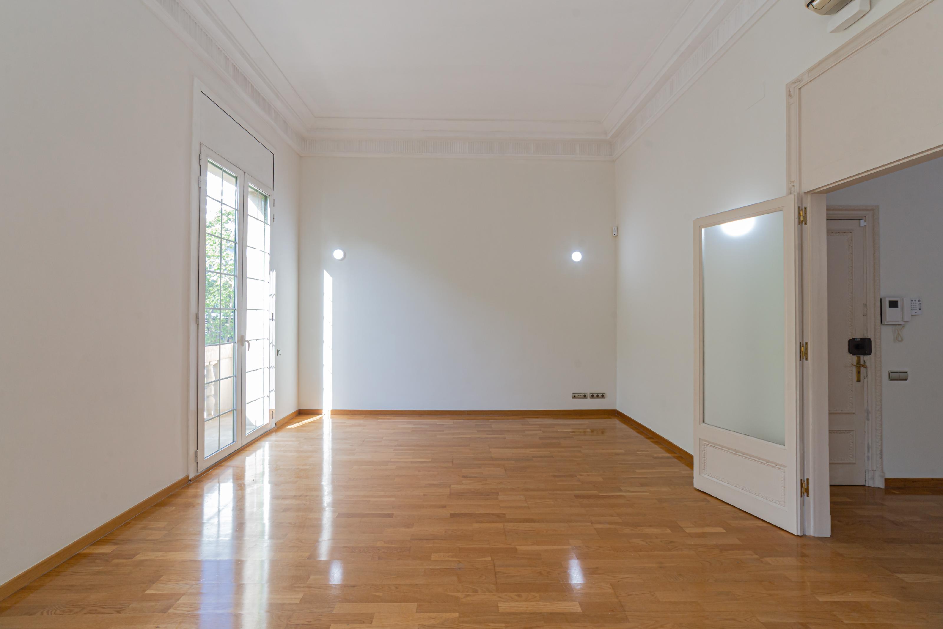 Imagen 19 Piso en venta en Barcelona / Av Diagonal junto a Francesc Macià