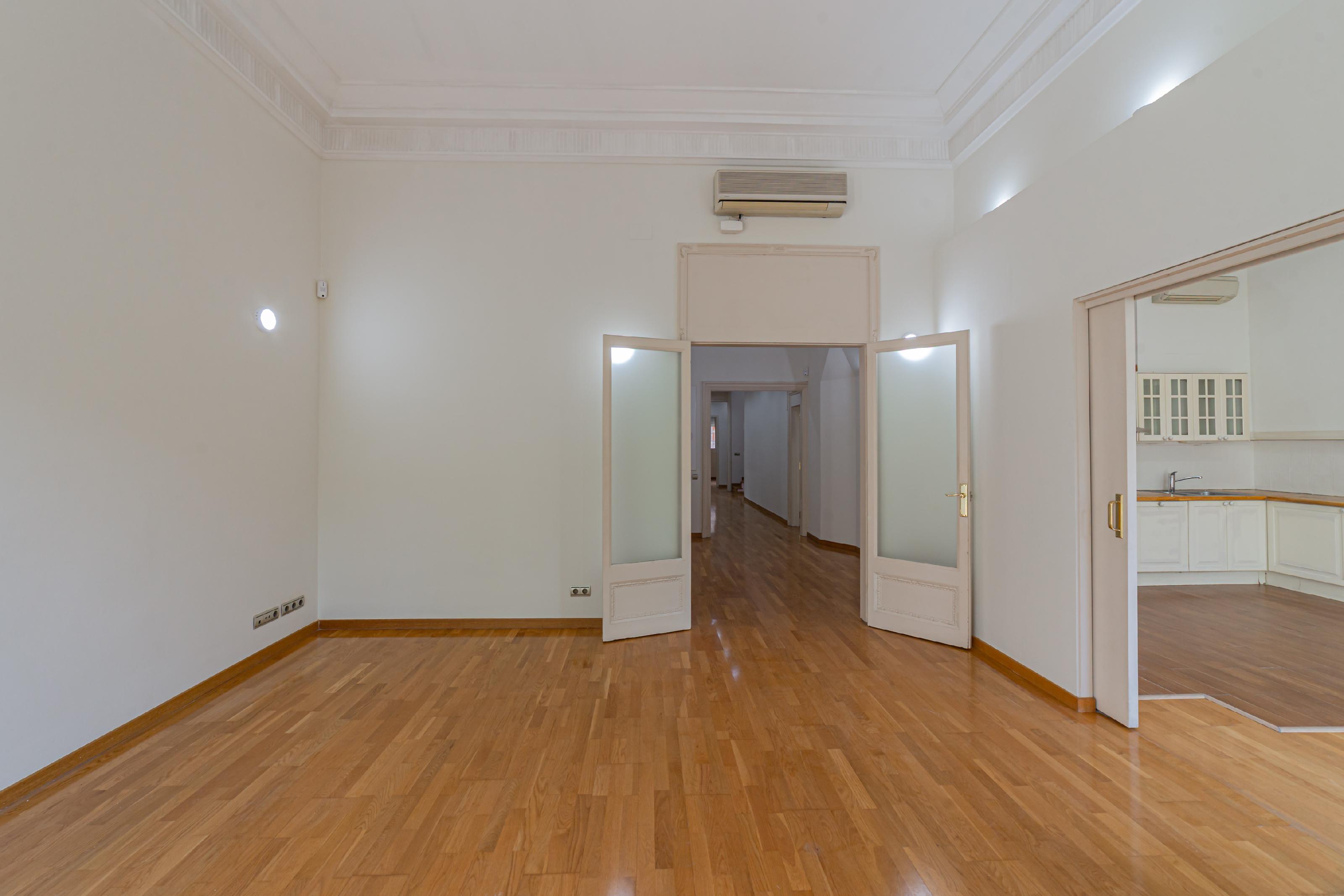 Imagen 28 Piso en venta en Barcelona / Av Diagonal junto a Francesc Macià