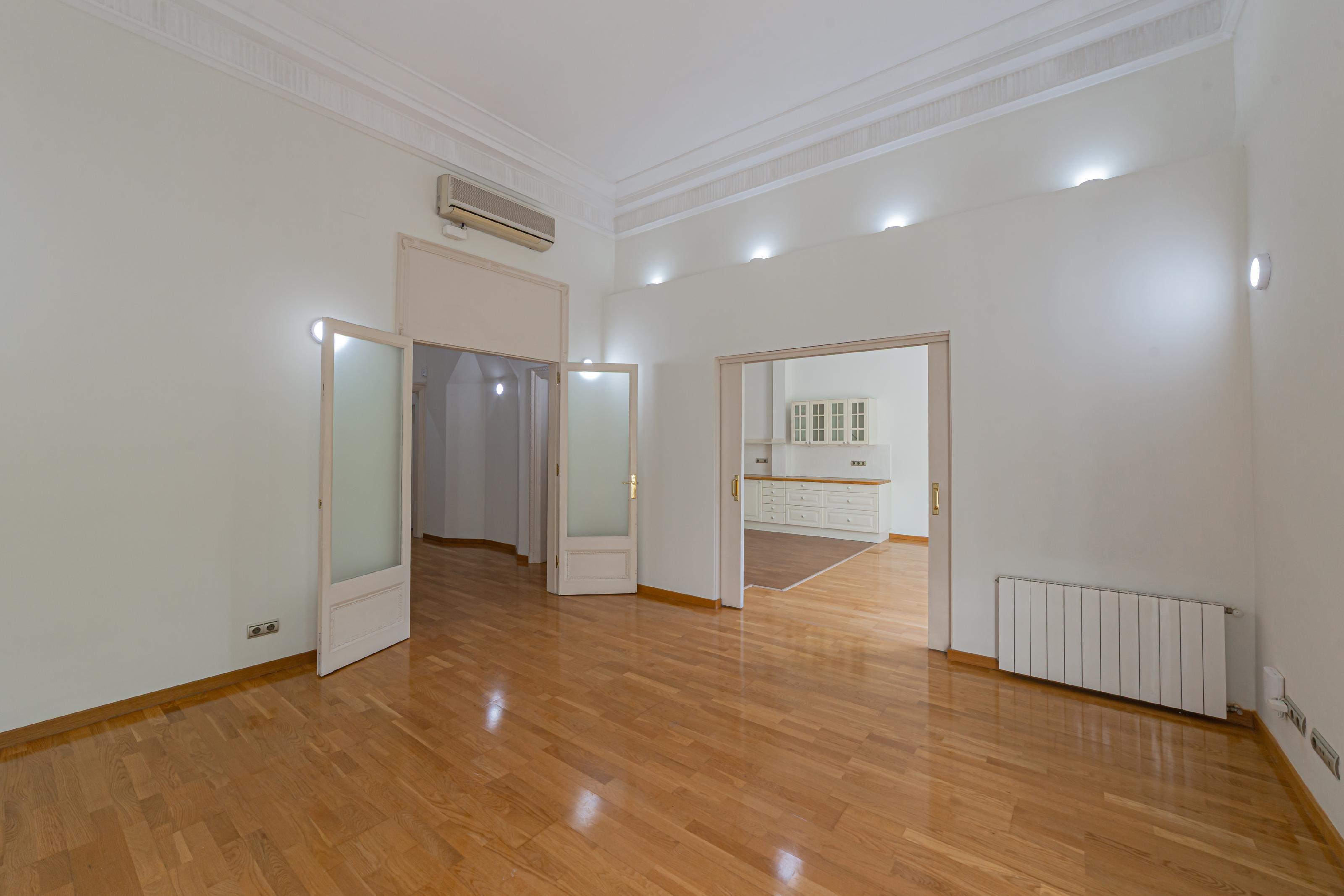 Imagen 32 Piso en venta en Barcelona / Av Diagonal junto a Francesc Macià