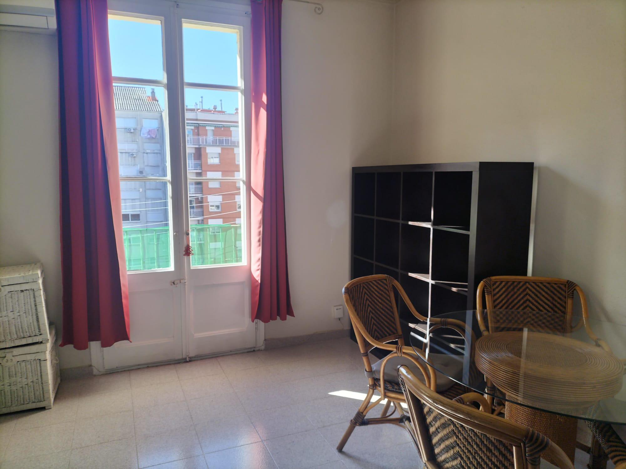 Imagen 6 Piso en venta en Barcelona / Viladomat - Provença